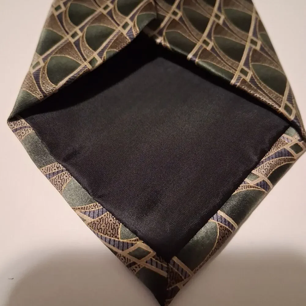 David Taylor Green and Gold Geometric Tie